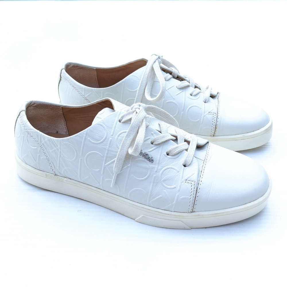 CALVIN KLEIN Imilia logo embossed white chunky sneakers